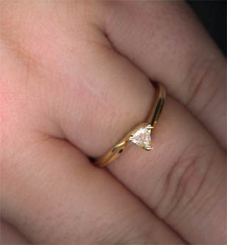picture of engagement ring